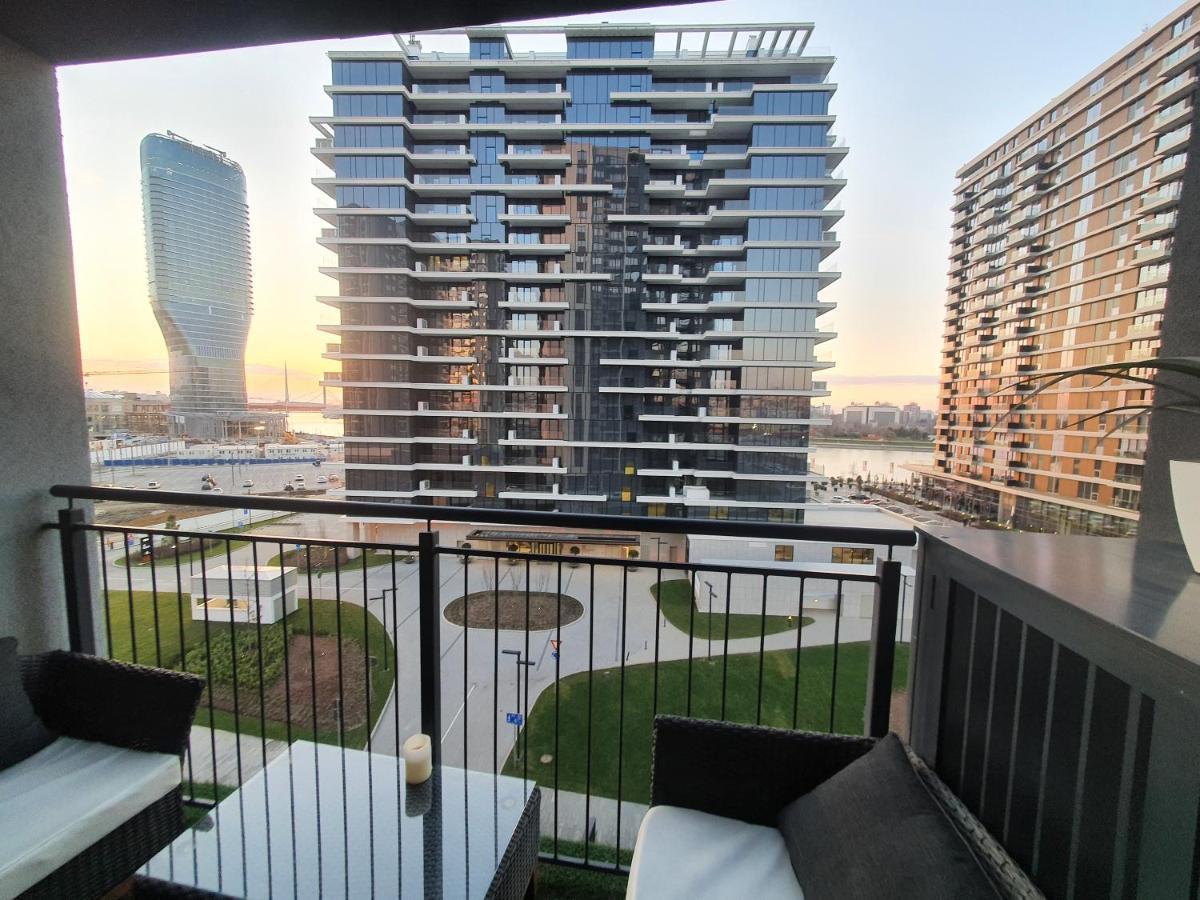 Appartement Belgrade Waterfront - Beograd Na Vodi Extérieur photo