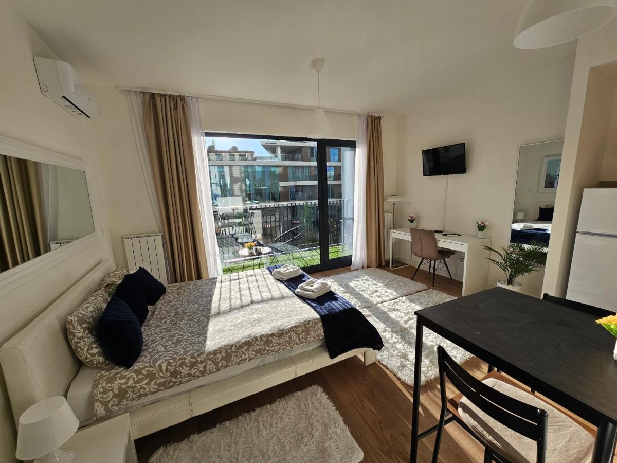 Appartement Belgrade Waterfront - Beograd Na Vodi Extérieur photo