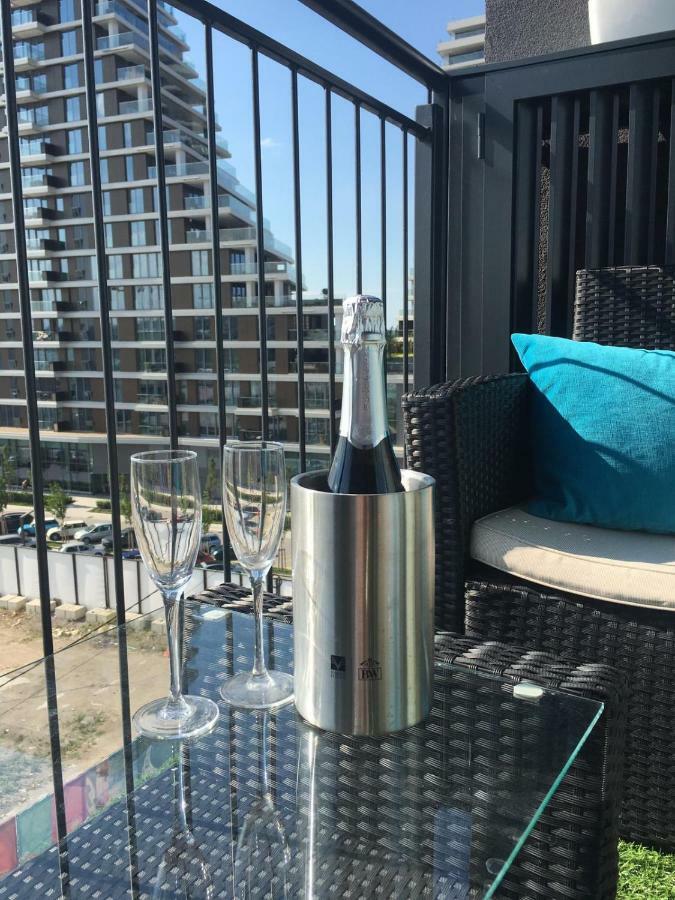 Appartement Belgrade Waterfront - Beograd Na Vodi Extérieur photo